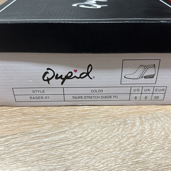 Tan shade booties - Picture 4 of 4